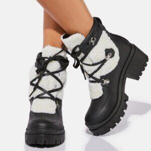 THE JUNGLE READY Sherpa Boots ( BRAND NEW !!! )